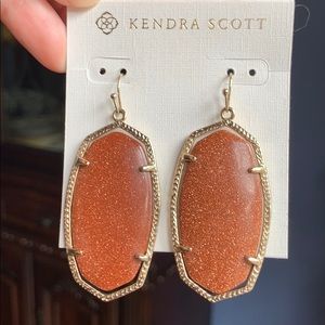 Kendra Scott Goldstone Danielle’s